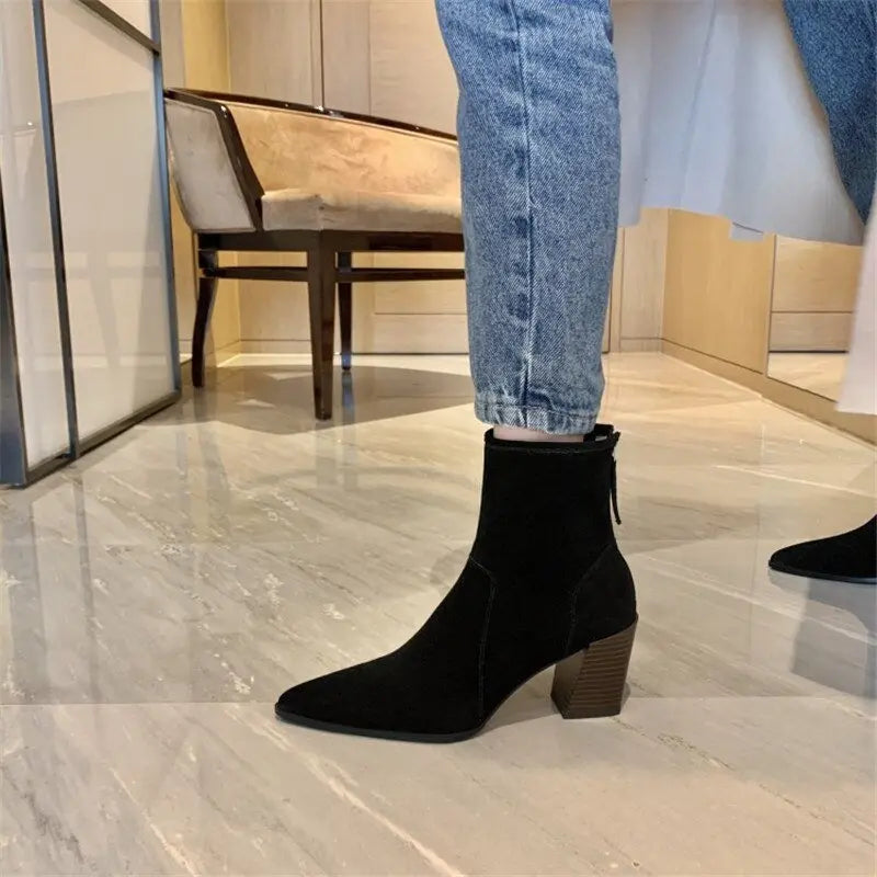 Zapatos de tacón grueso de cuero de gamuza, - lobbol